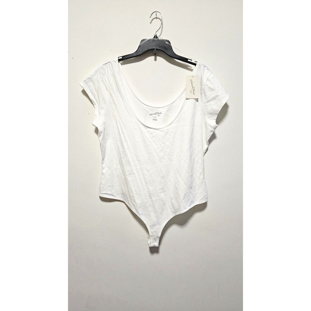 NWT Universal Thread White Ribbed Bodysuit XXL